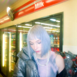 711