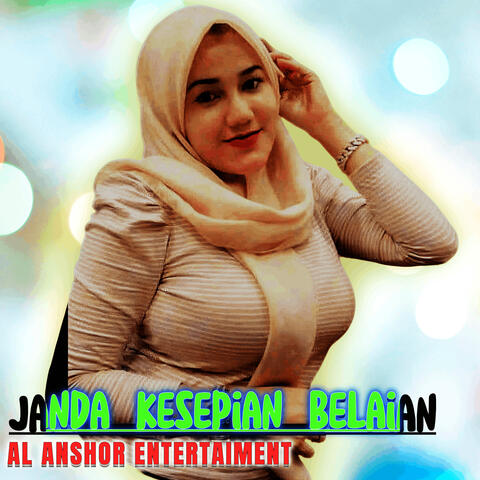 Janda Kesepian Belaian