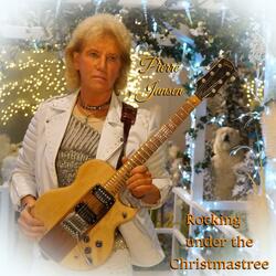 Rocking under the Christmas tree