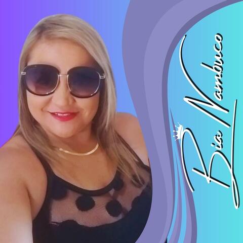 A Cantora Que Te Contagia