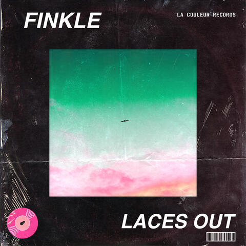 Laces Out