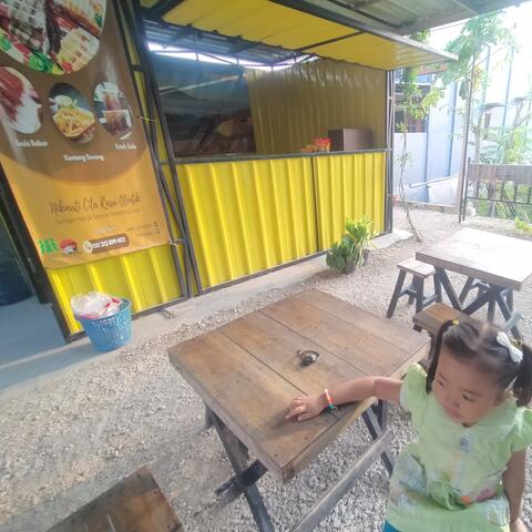 Bersamamu Lebih Indah