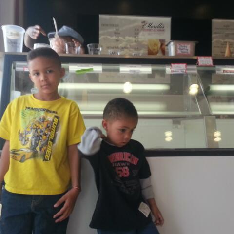 Leng Gyals Inna Mornin