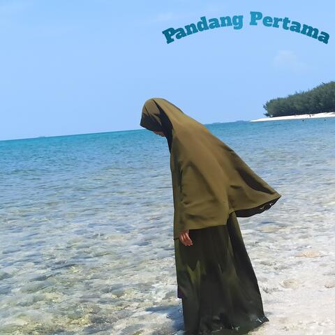 Pandang Pertama