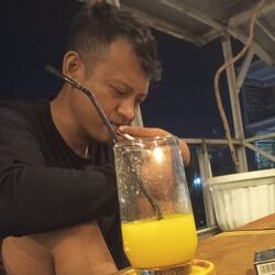 Biar ku tetap di sini