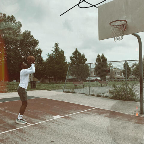 Never Fold Under Pressure