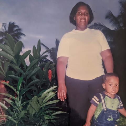 mami i need money/rezo (Demo) - Single