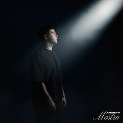 MOSTRO (OUTRO)
