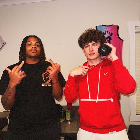 Pop Out
