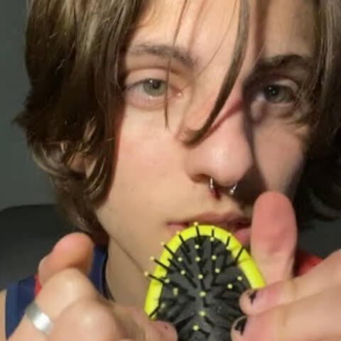 asmr casero mouth sounds