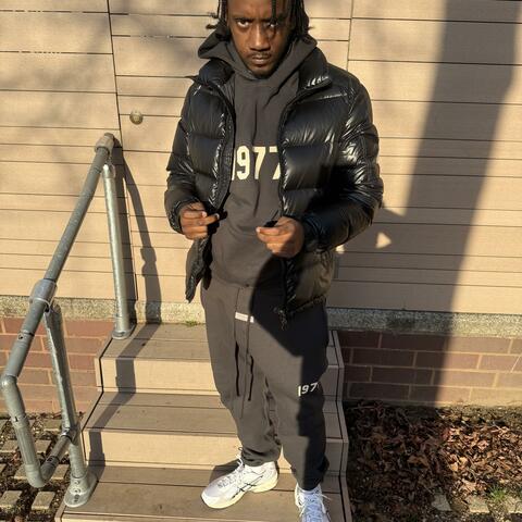 FREE 593