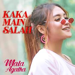 Kaka Main Salah