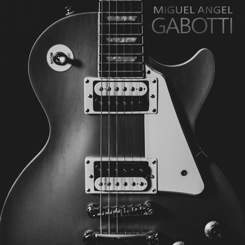 Por Favor,Trae La Guitarra