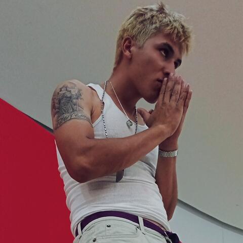 NUNCA LE DEMUESTRES MIEDO AL ENEMIGO