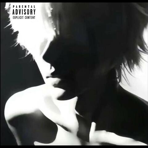 BLONDE