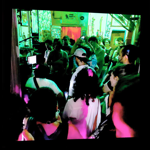 NINGUÉM É FORTE SOZINHO: Noite no Escritório