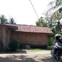 Bukan main