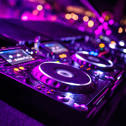 Hey, Mister DJ!