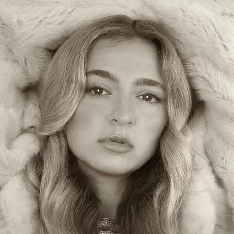 Starry Eyes