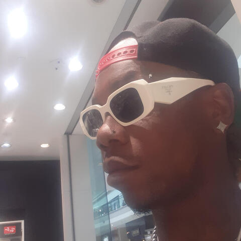 girl come here