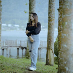 Sakit Mencintai Beli