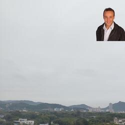 Whoever has never made a mistake when typing Let the first cell phone be thrown