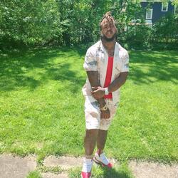 Throw sumn(Broke Boy)