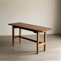 Mishi Last Goodbye on a Grainy Screen