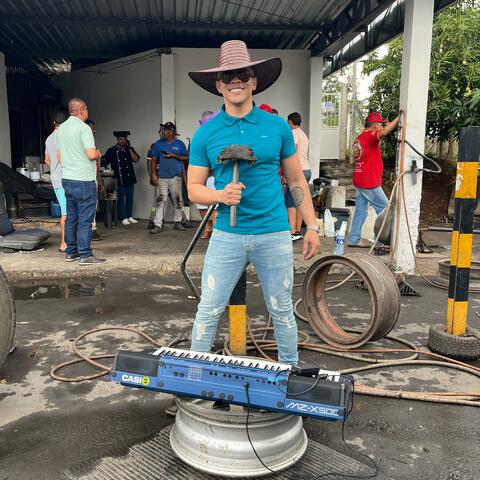 Da beijinho nas meninas