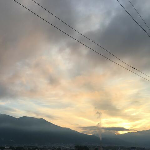 Ambientic Healings So That the Morning Becomes the Sea