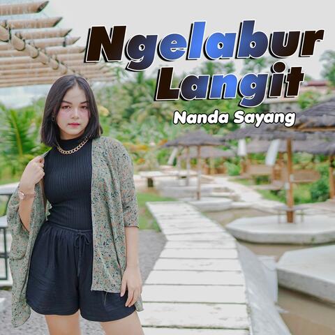 Ngelabur Langit