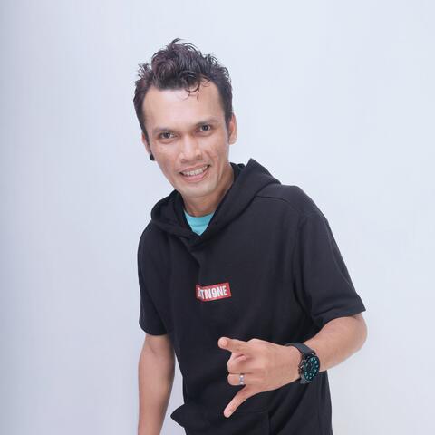 Luale Ari Unaaha