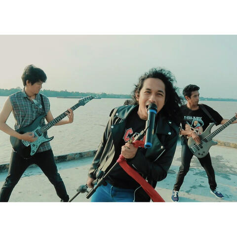 Bangkit