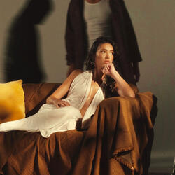 Esto no puede (acabar)