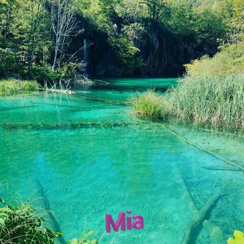 Mia