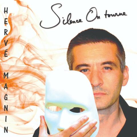 Silence on tourne