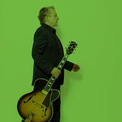 Cooking at the Birdland