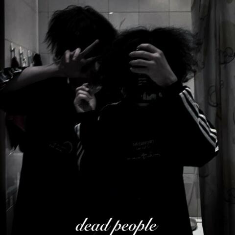 Dead people