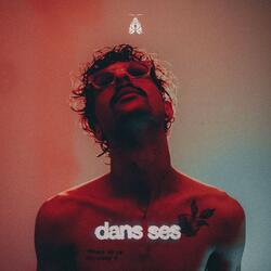 Dans ses