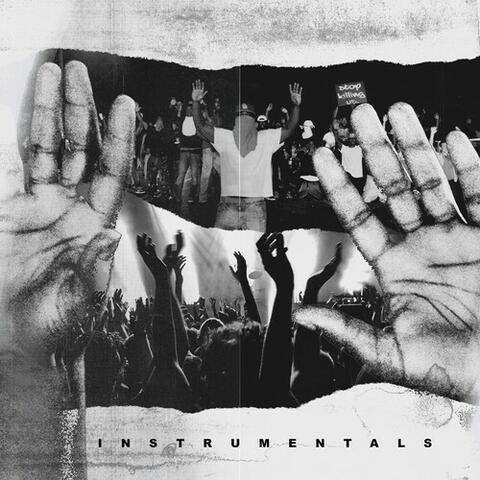 2 Hands Up