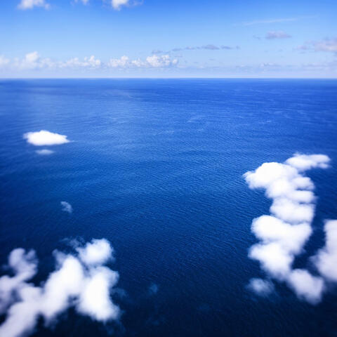 What remains of the sea above the clouds