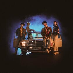 Debajo de la Superficie