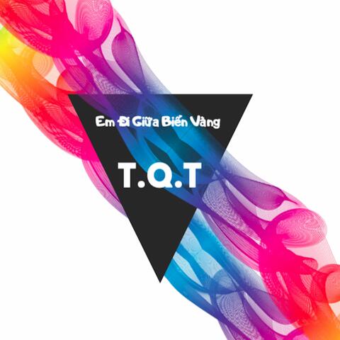 Em Đi Giữa Biển Vàng