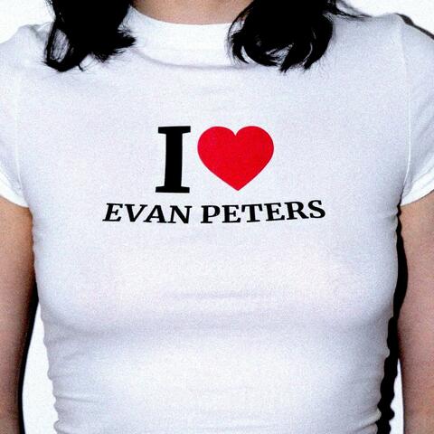 Evan Peters