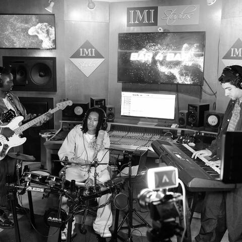 5'2 (Live Version)