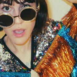 It's Monday... and I Wanna Party (Kiki)