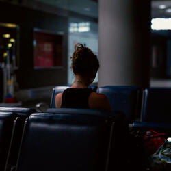 우산 대신 건반을 들어