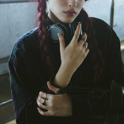 거리 위로 비트가 흐른다