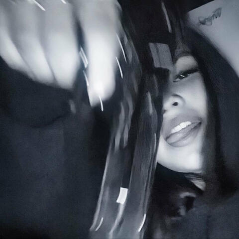 Gang 8.2M Views