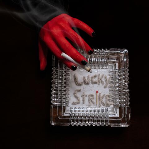 LUCKY STRIKE
